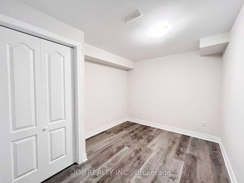 Bsmt - 43 Portage Avenue