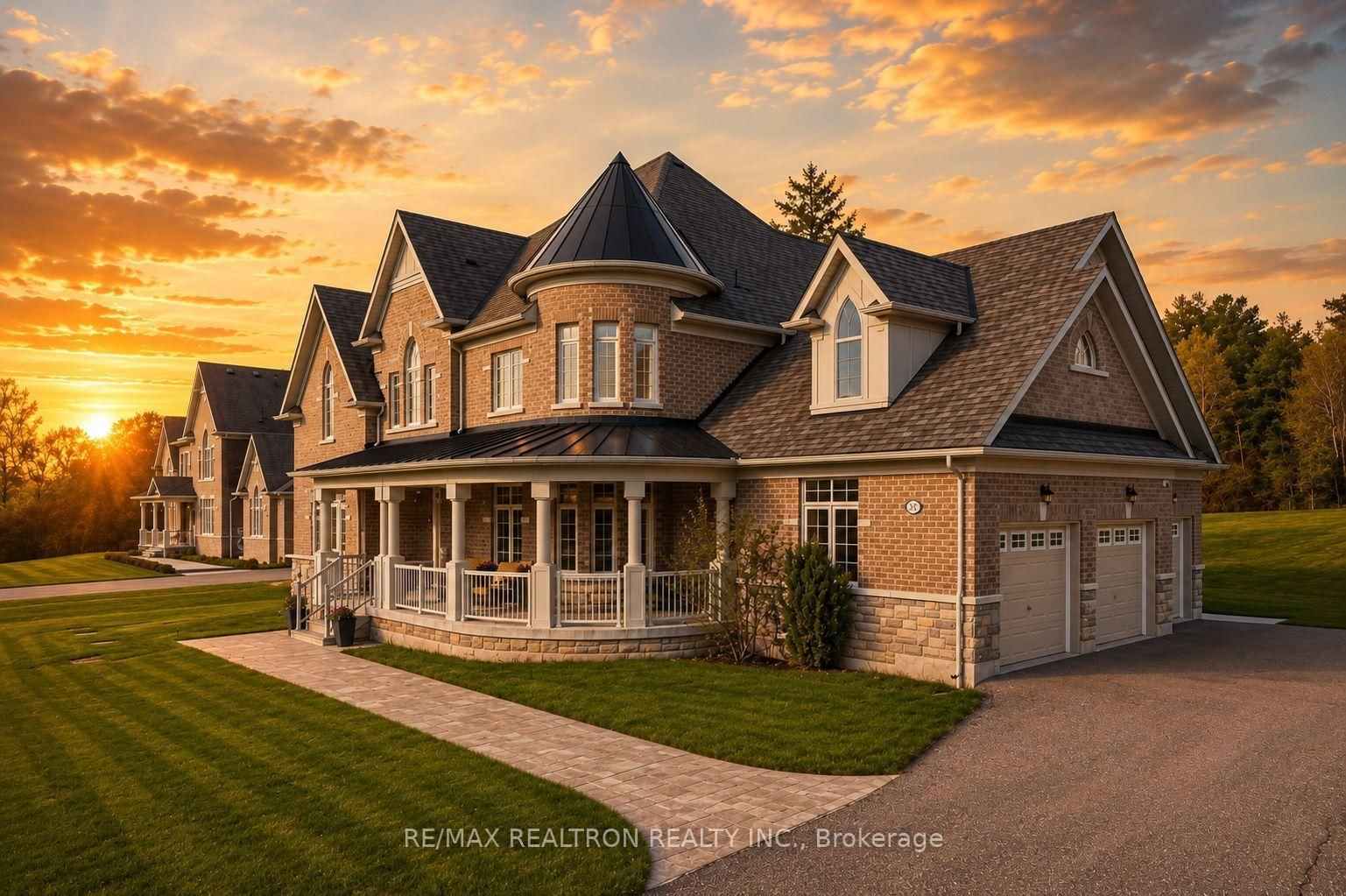 168 Pine Hill Road • Bradford West Gwillimbury, ON photo 1