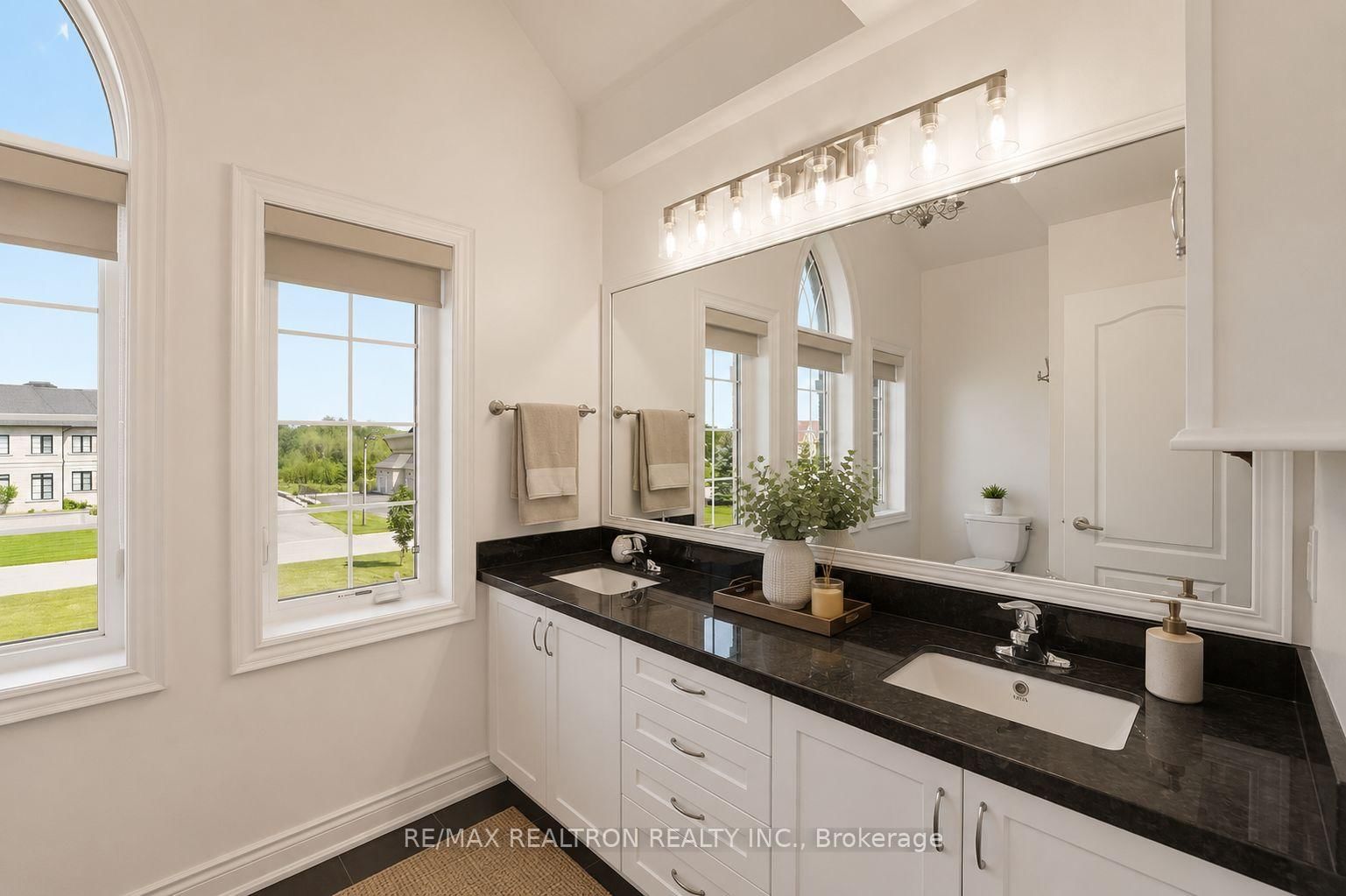 168 Pine Hill Road • Bradford West Gwillimbury, ON photo 24