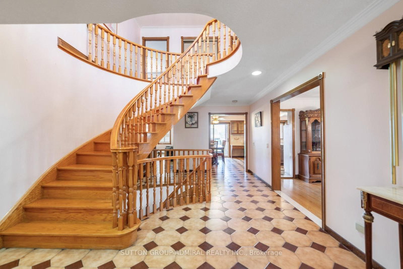 48 Weldrick Road W