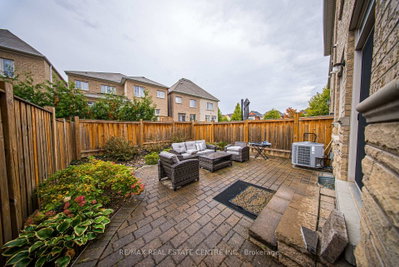8 Bristlewood Crescent • Vaughan, ON