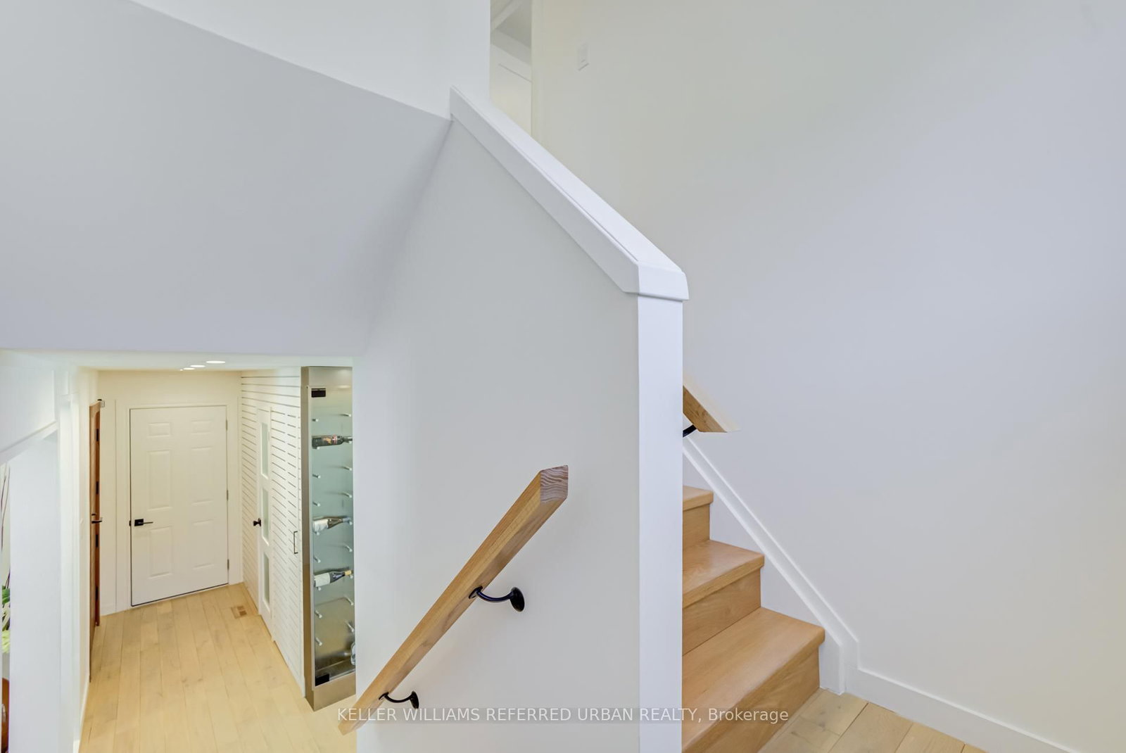 7 Cossar Drive • Aurora, ON photo 17