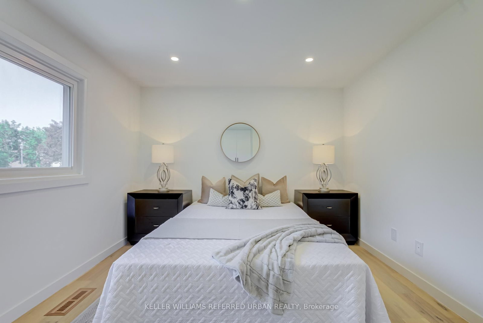 7 Cossar Drive • Aurora, ON photo 24