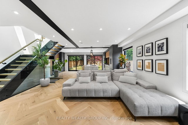 83 Governor Crescent