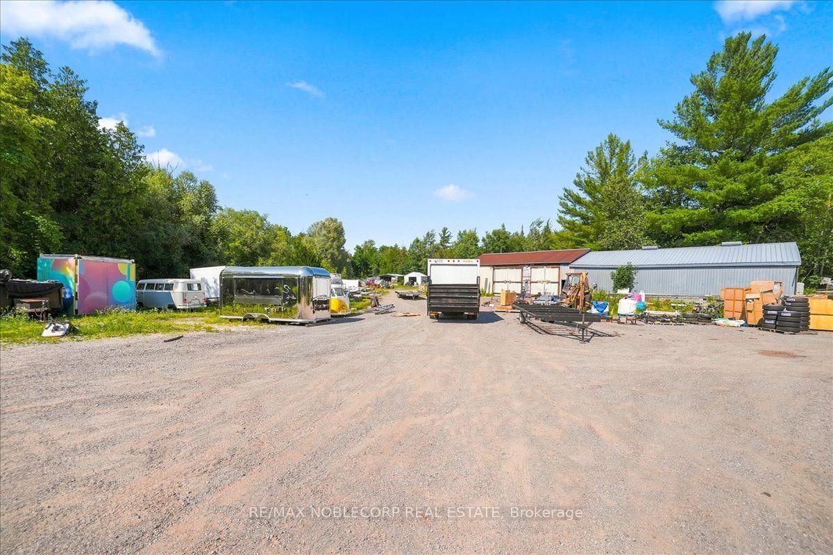 17195 8th Concession • King, ON photo 44
