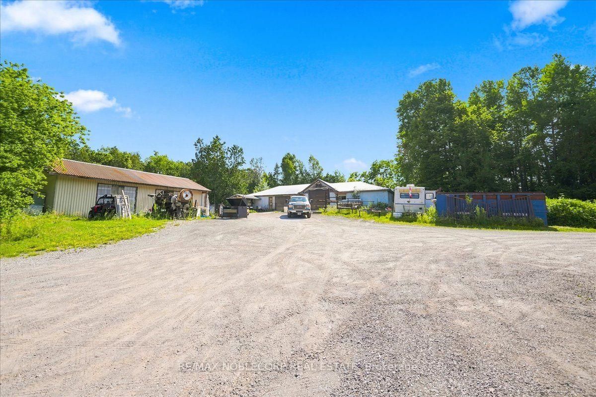 17195 8th Concession • King, ON photo 46
