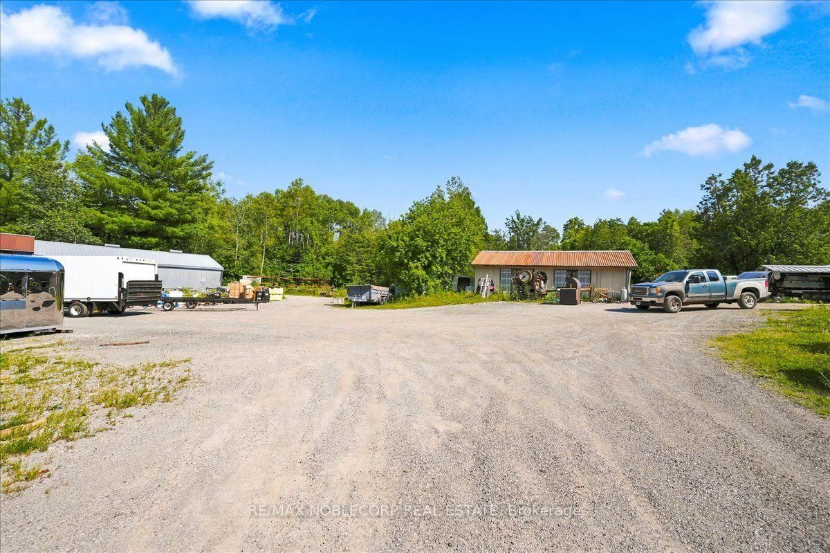 17195 8th Concession • King, ON photo 50
