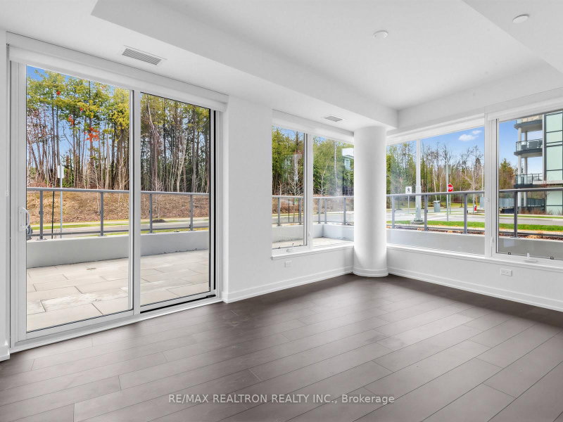 333 Sunseeker Ave #101, Innisfil, Ontario