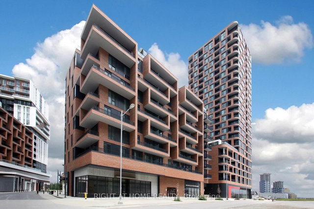C914 - 38 Simcoe Promenade