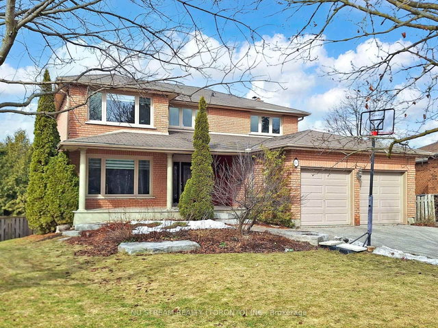 64 Aspen Crescent