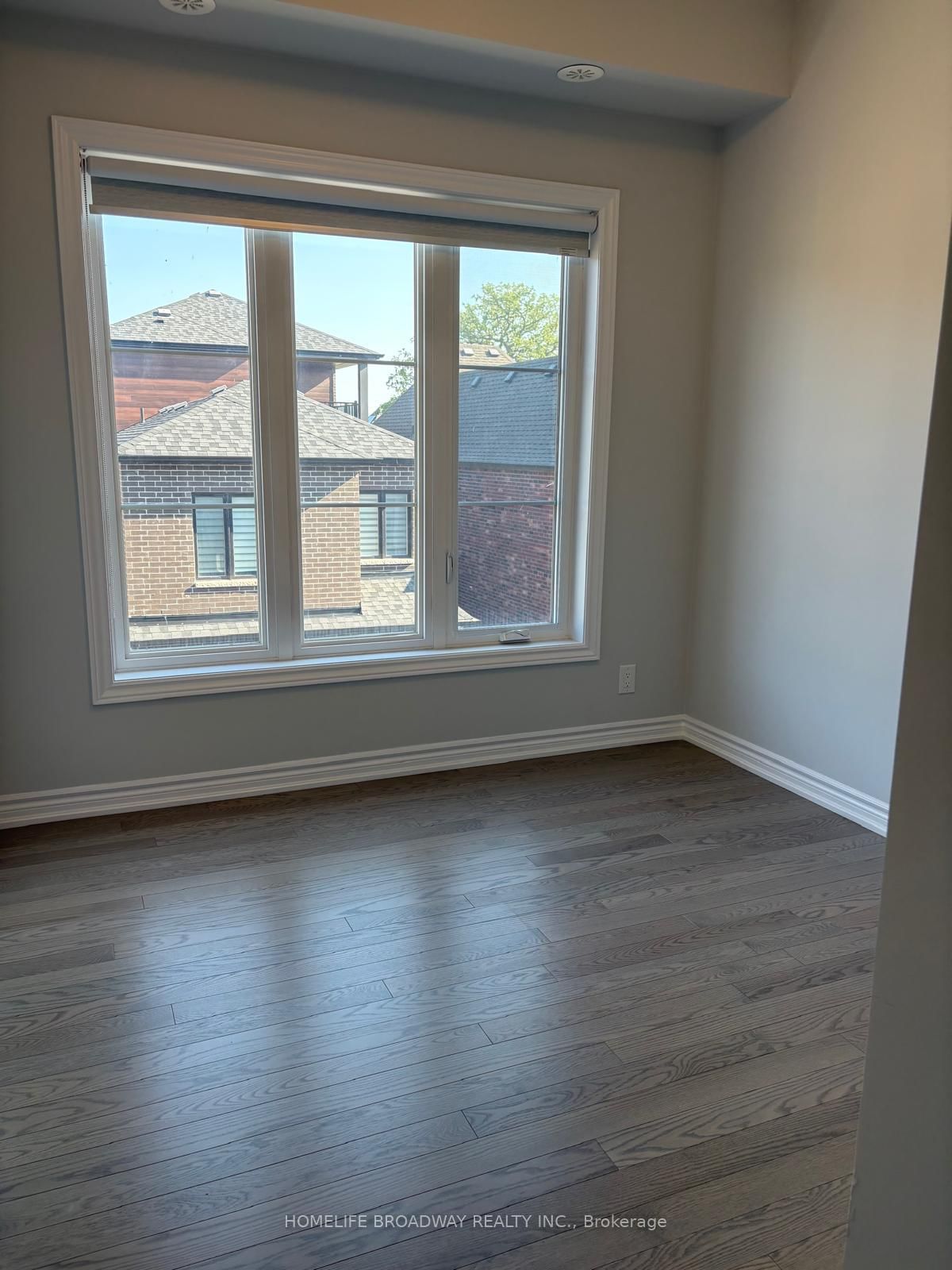 27 William Shearn Crescent • Markham, ON photo 9