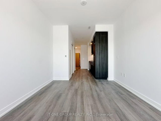 307 - 5 Meadowdale Road