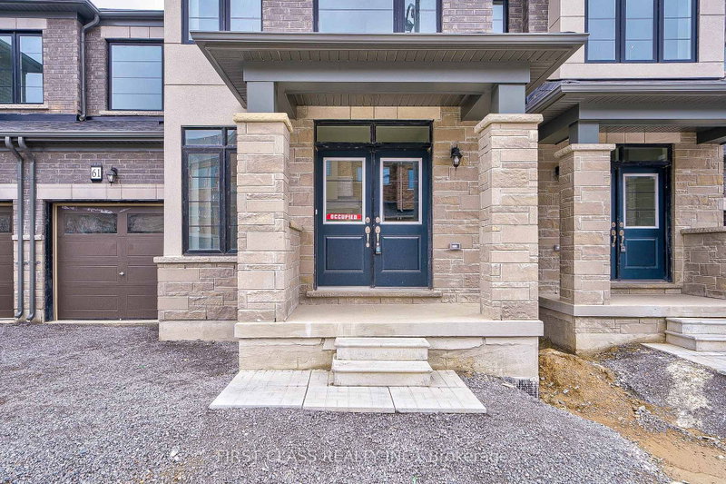 61 Kenneth Rogers Crescent