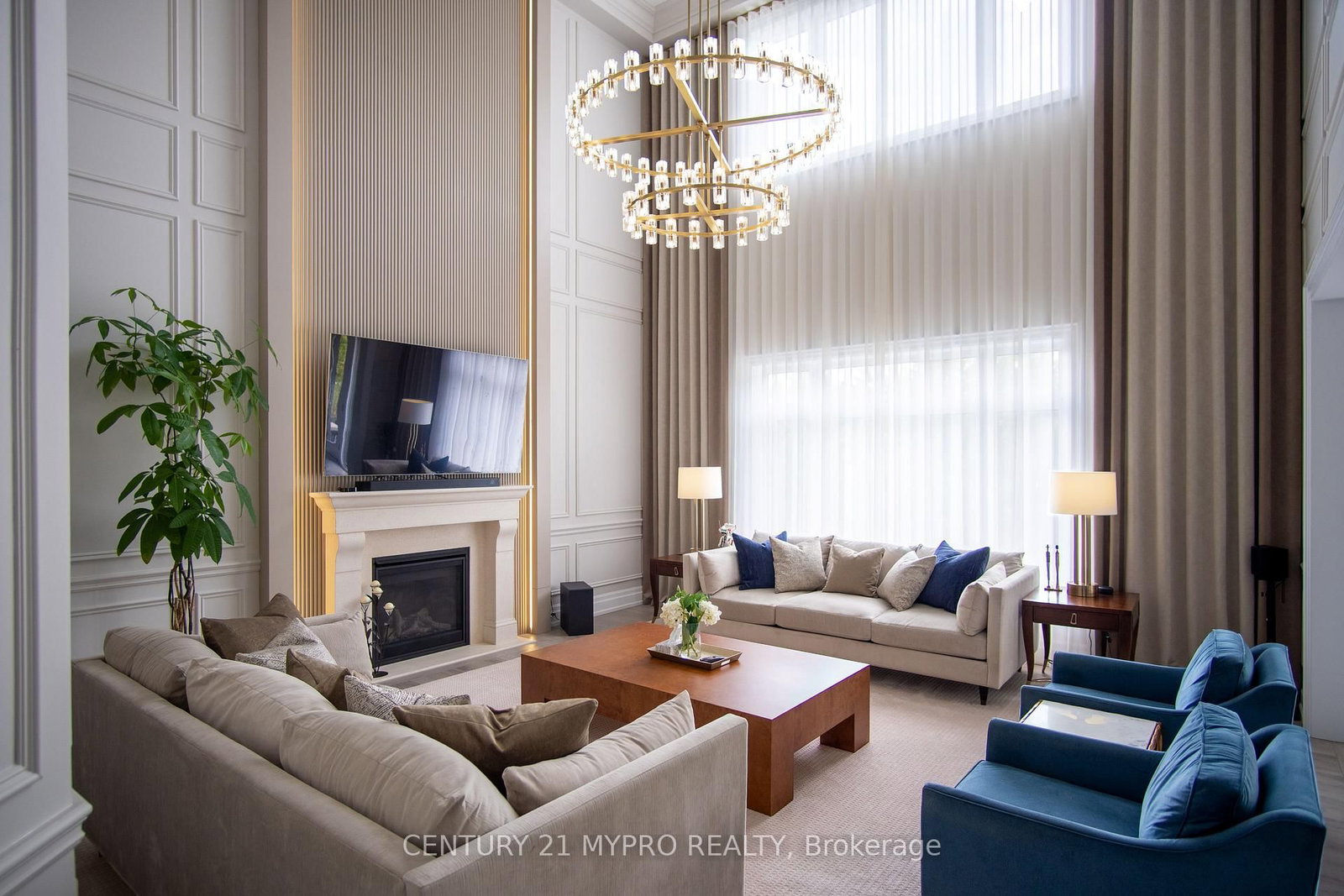 26 Calla Trail • Aurora, ON photo 10