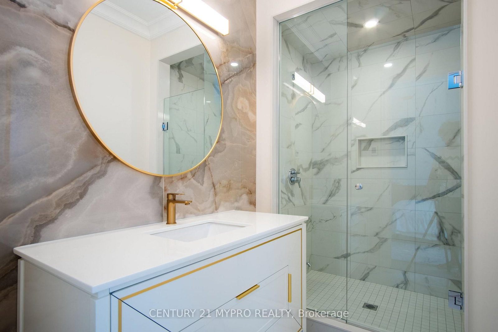 26 Calla Trail • Aurora, ON photo 32