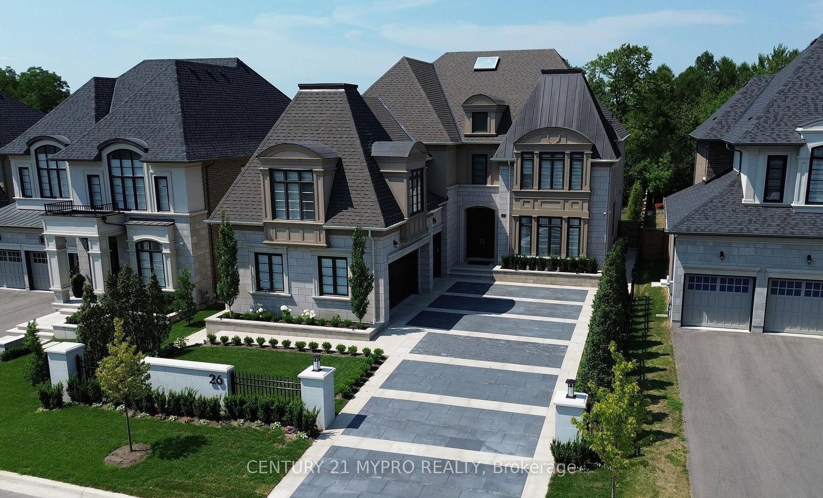 26 Calla Trail • Aurora, ON photo 39