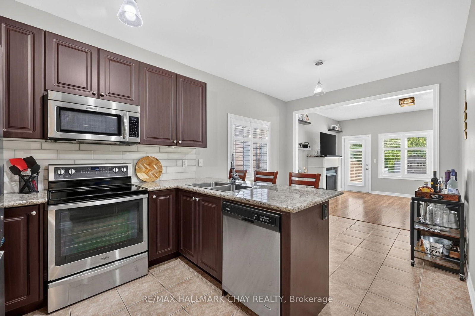 72 Decarolis Crescent • Essa, ON photo 5