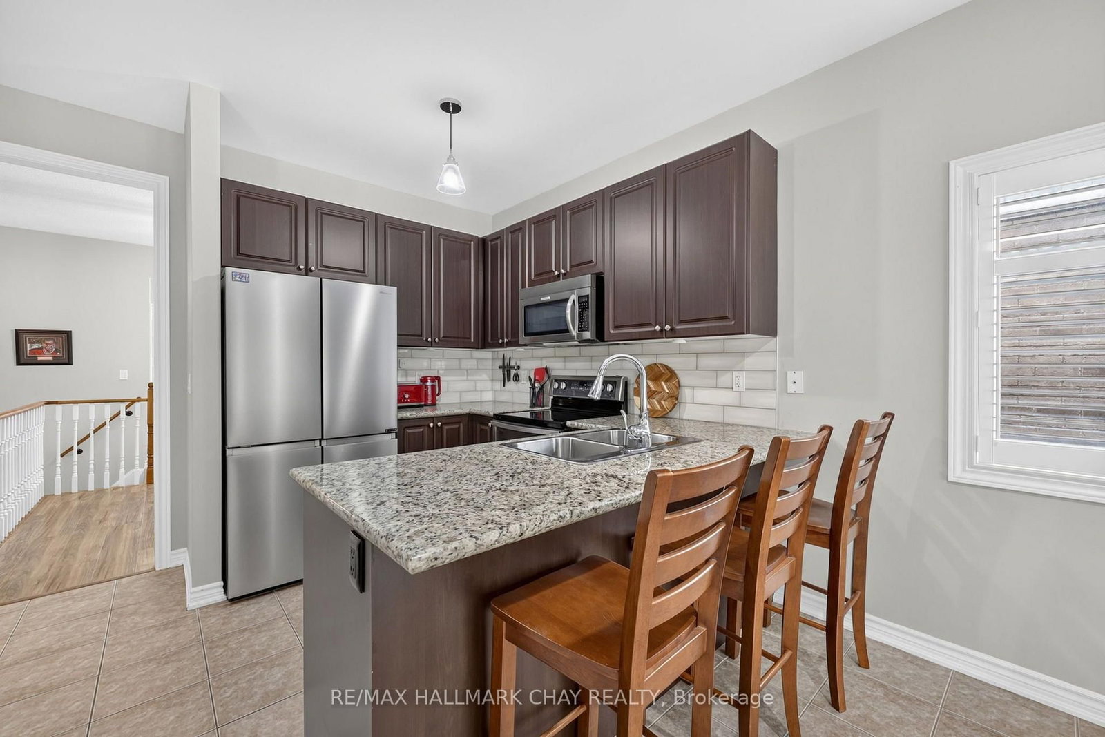 72 Decarolis Crescent • Essa, ON photo 6