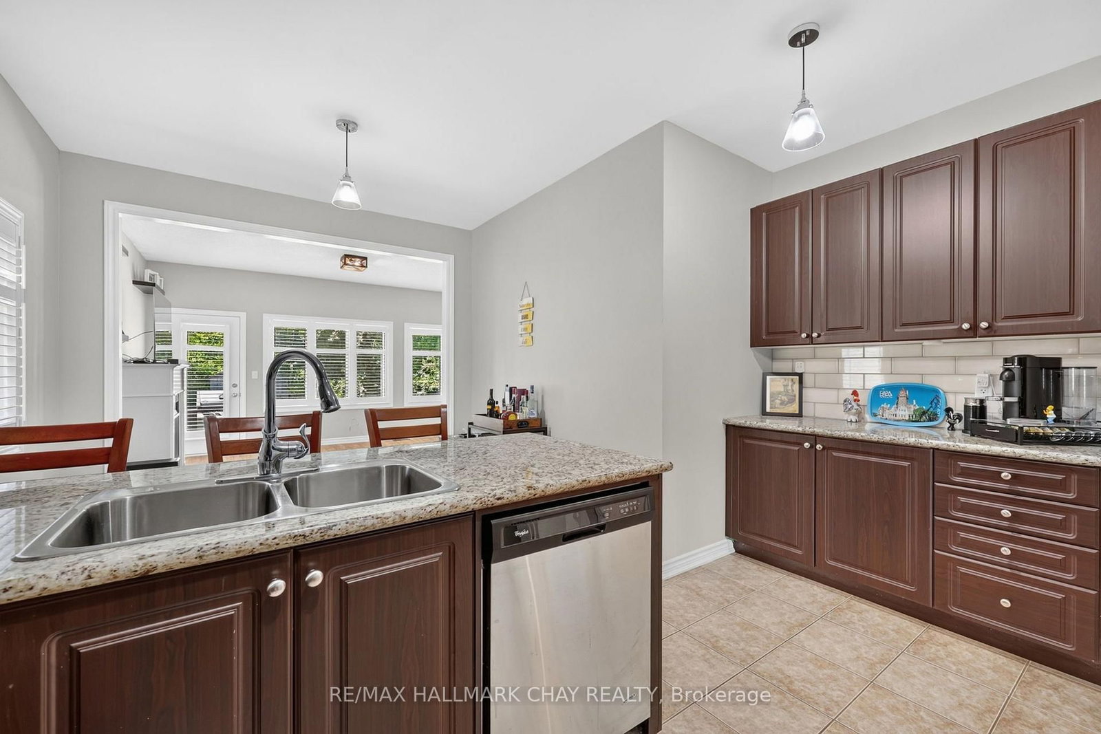 72 Decarolis Crescent • Essa, ON photo 8