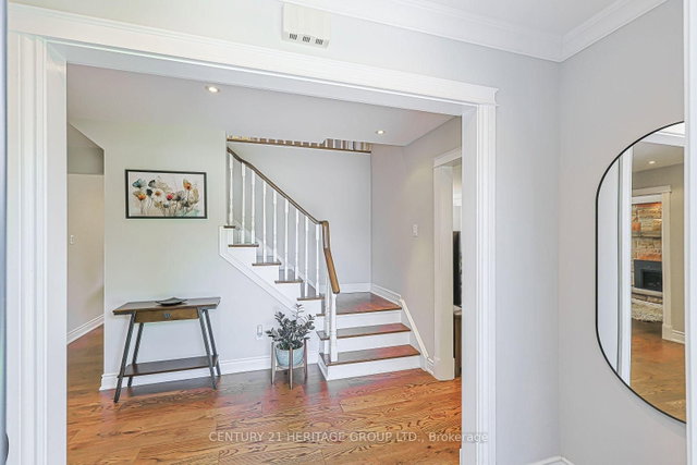 380 Selby Crescent