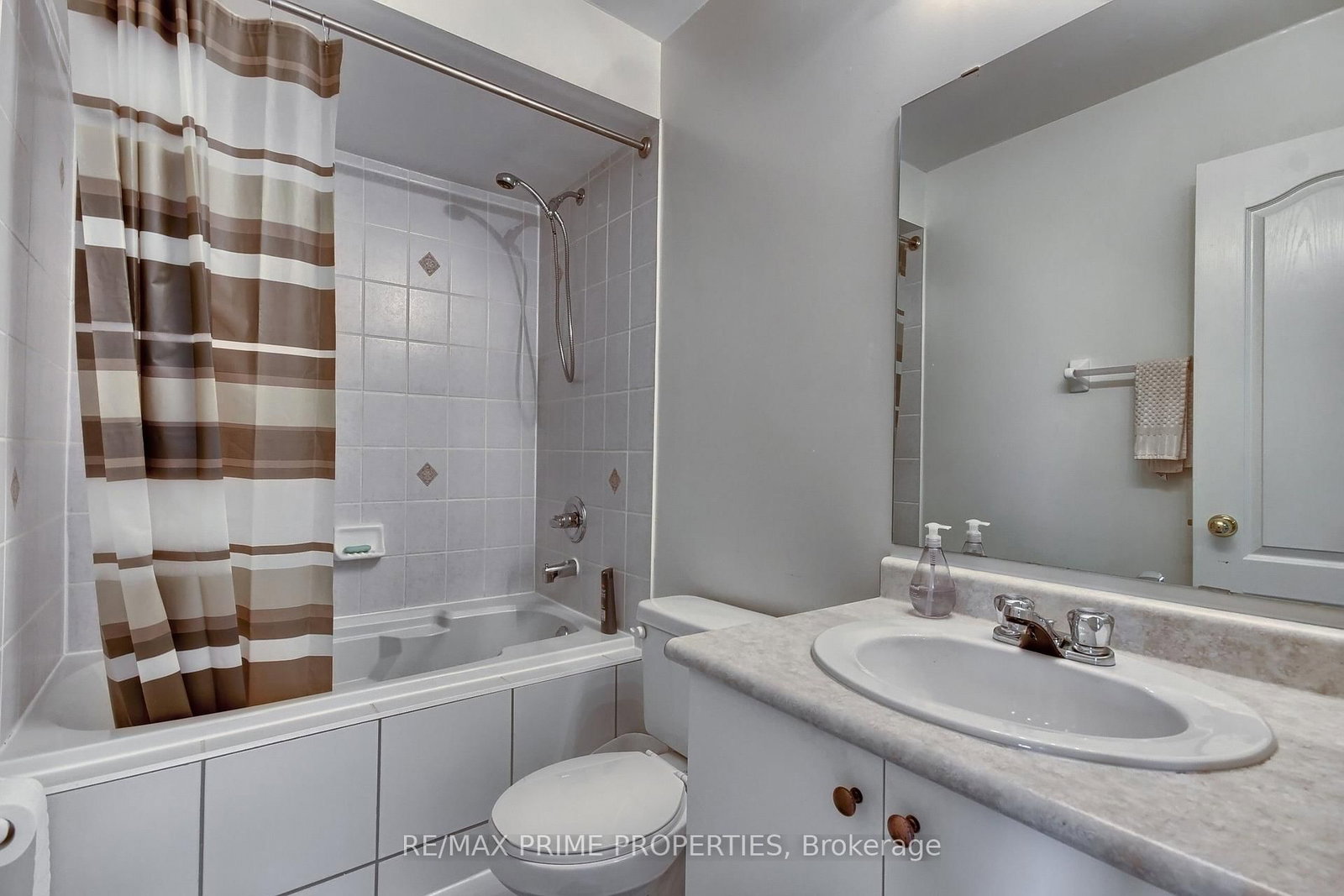 39 Laurendale Avenue • Georgina, ON photo 18