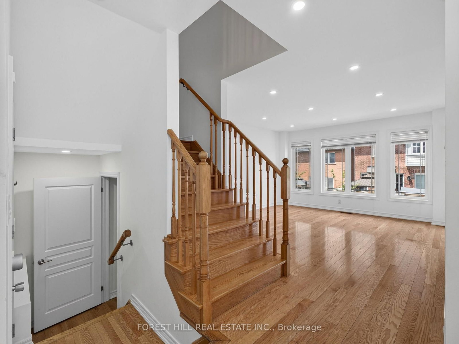 95 Stoyell Drive • Richmond Hill, ON photo 8