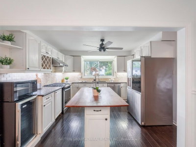 52 Sir Bedevere Place • Markham, ON photo 9