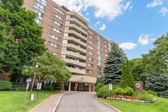 302 - 40 Baif Boulevard
