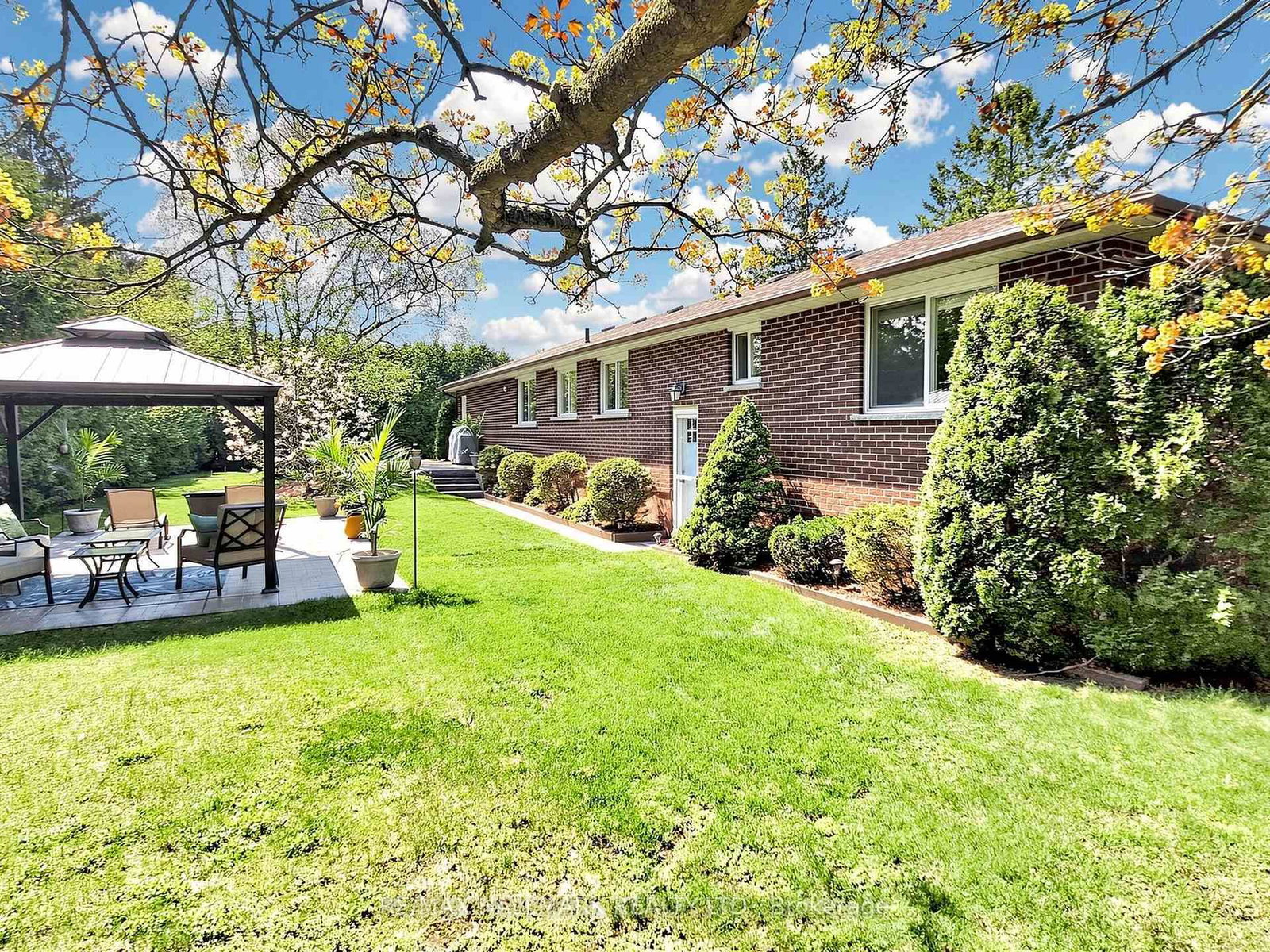 20 Jasmine Crescent • Whitchurch-Stouffville, ON photo 22