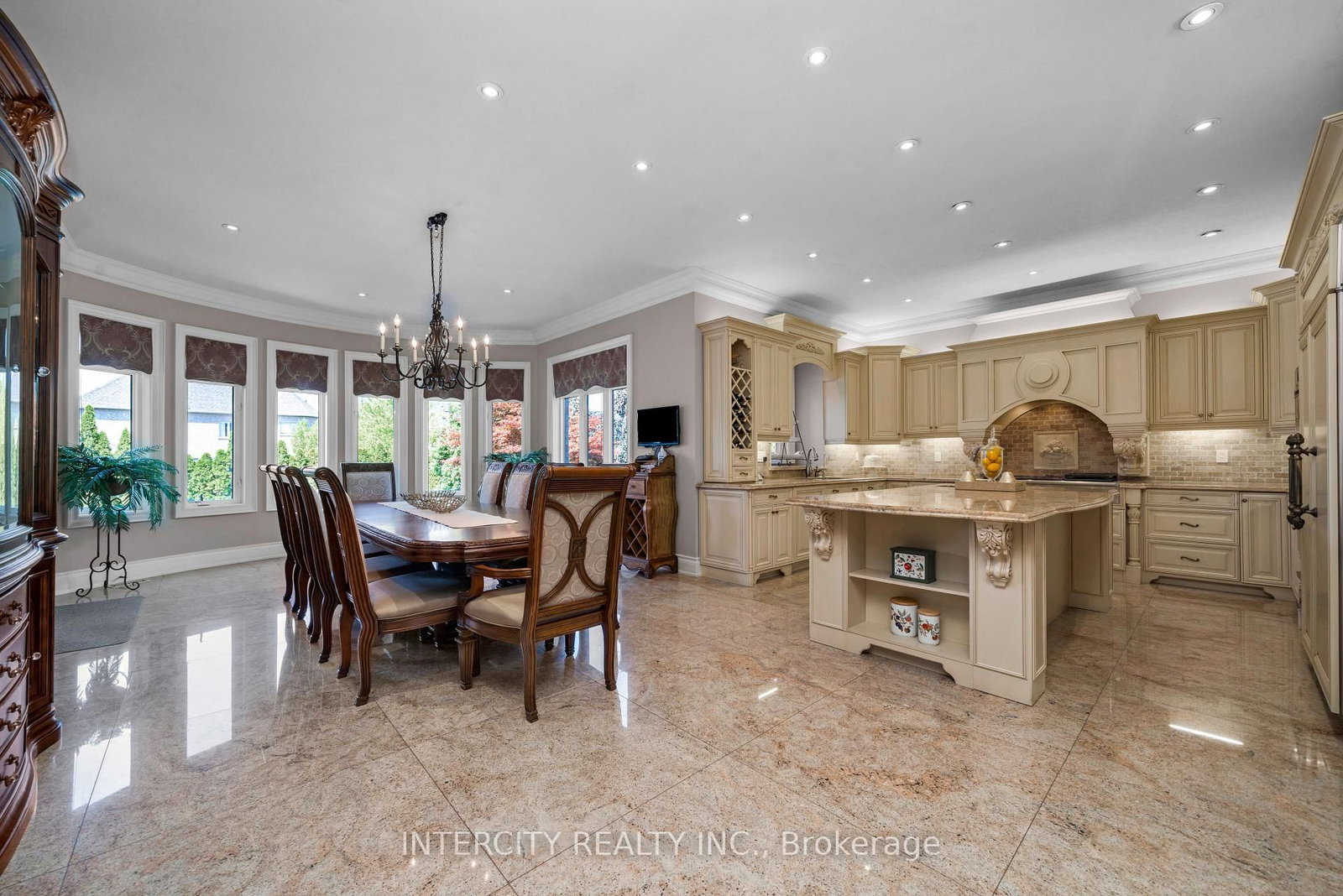 118 Park Ridge Drive • Vaughan, ON photo 11