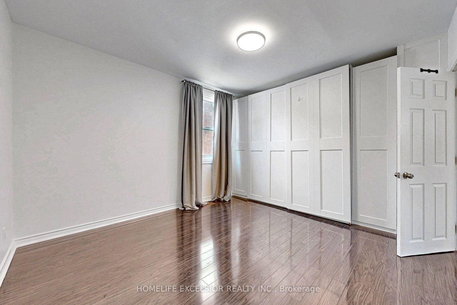 4 Albert Street • Whitchurch-Stouffville, ON photo 14