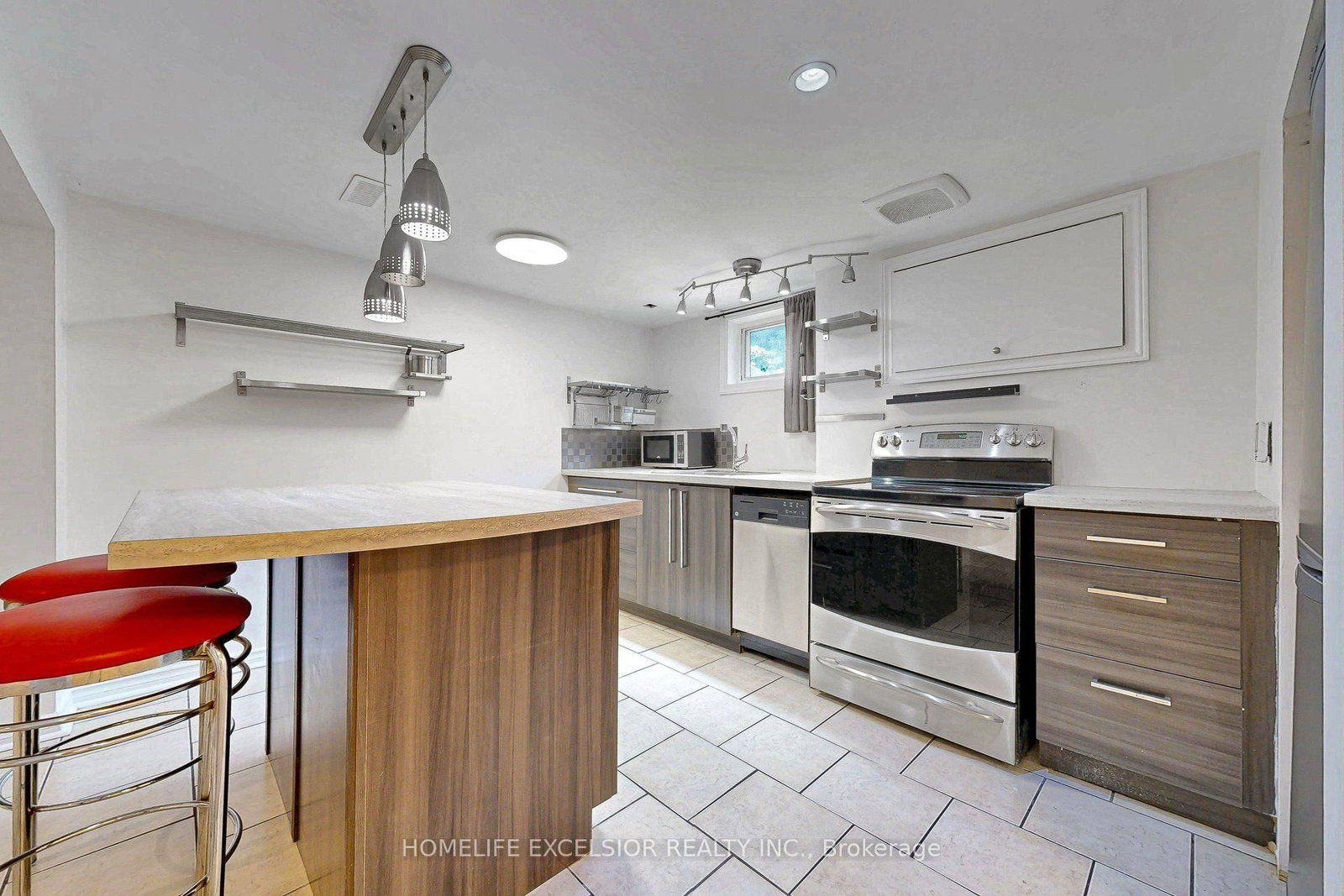 4 Albert Street • Whitchurch-Stouffville, ON photo 26