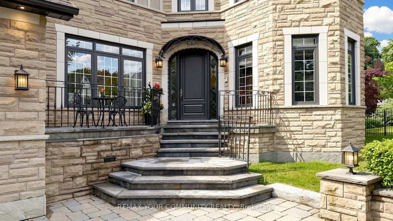 25 Guinevere Court