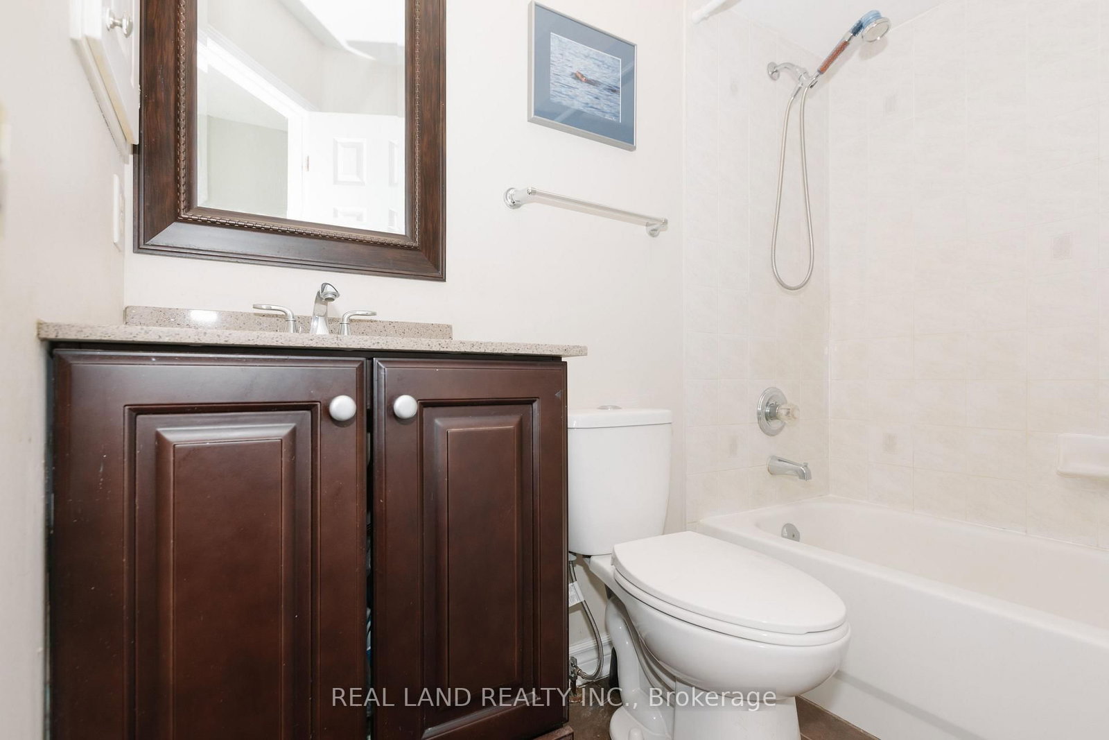 697 Limpert Terrace • Newmarket, ON photo 27