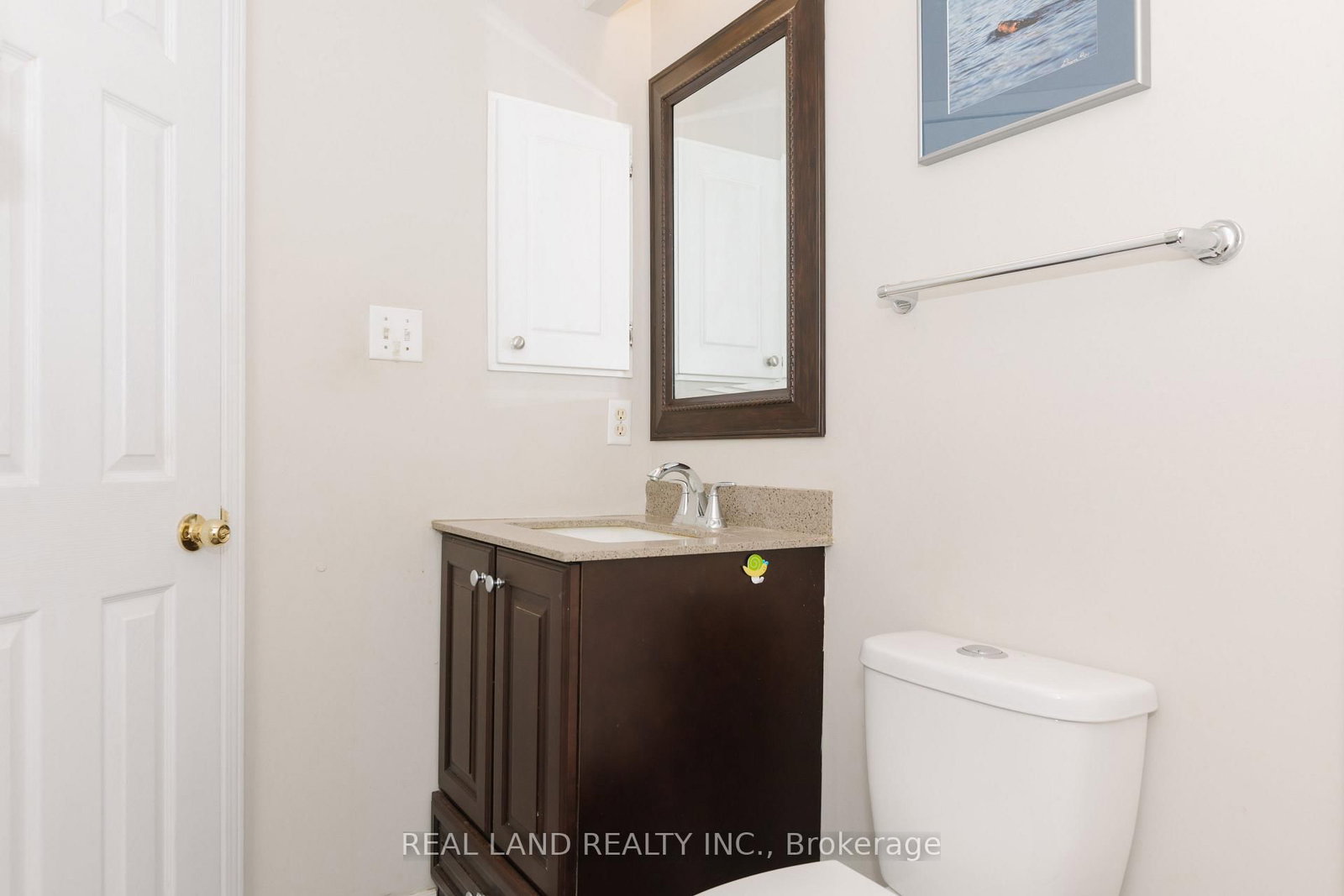 697 Limpert Terrace • Newmarket, ON photo 28