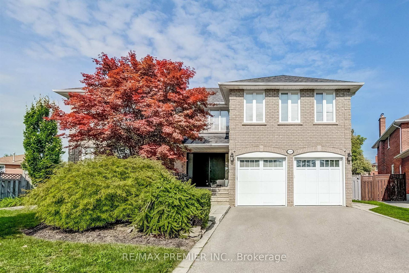 298 Castlehill Road • Vaughan, ON photo 1