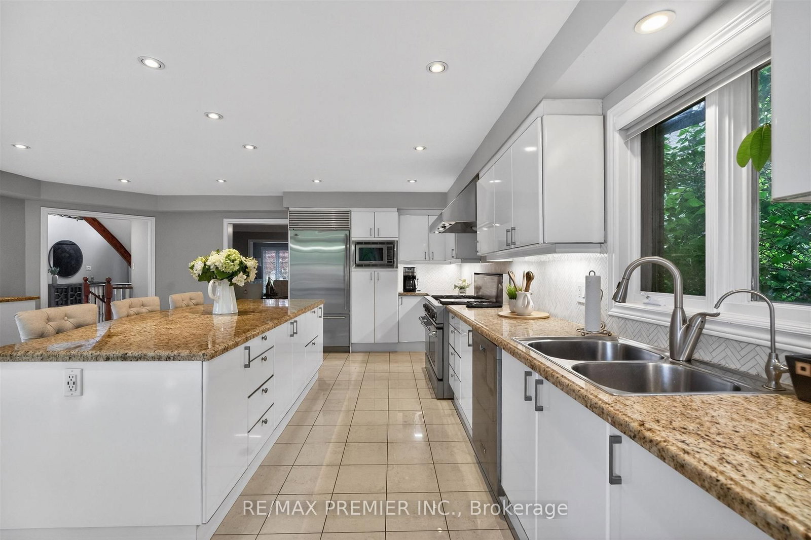 298 Castlehill Road • Vaughan, ON photo 10