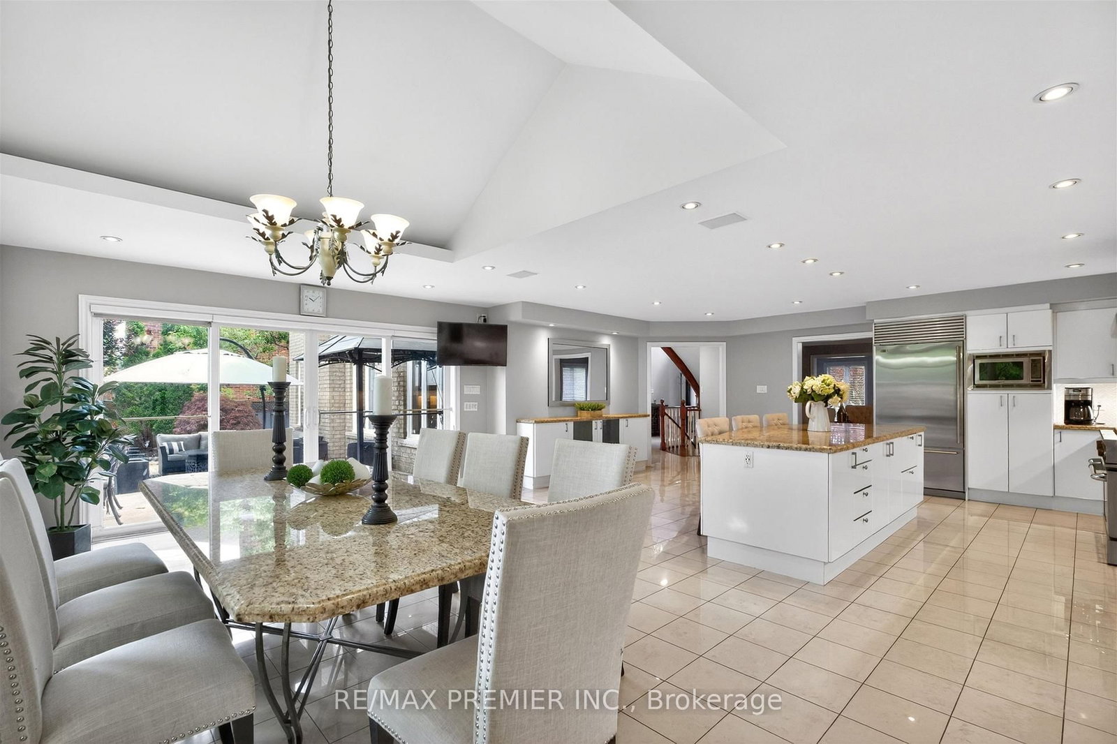 298 Castlehill Road • Vaughan, ON photo 11