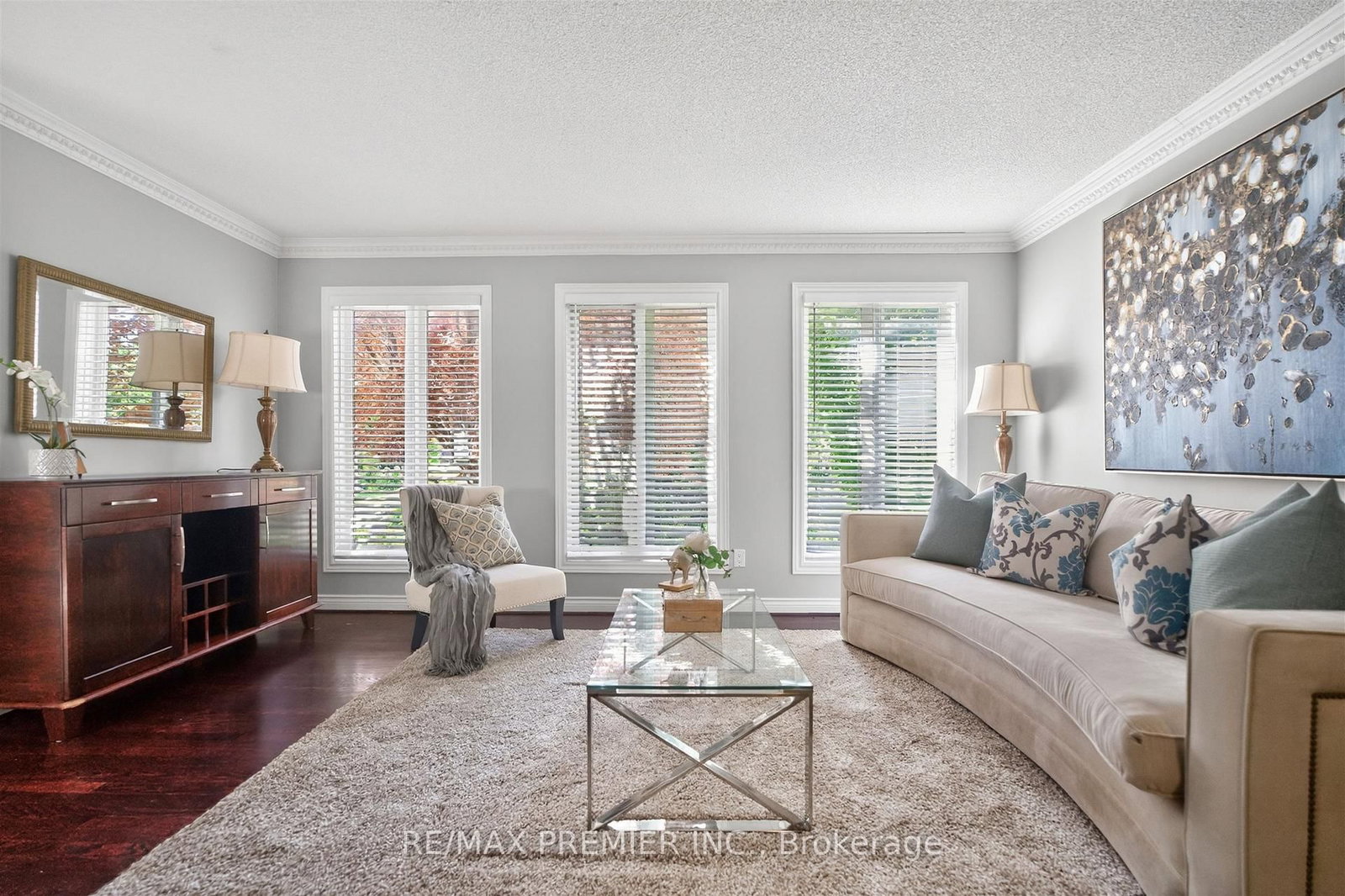 298 Castlehill Road • Vaughan, ON photo 5