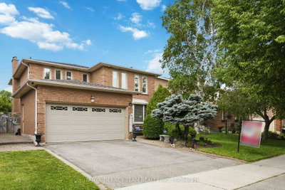 60 Cairns Drive