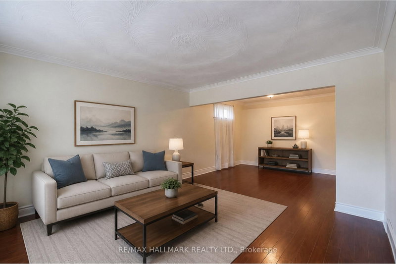 226 Lawrence Ave photo 5