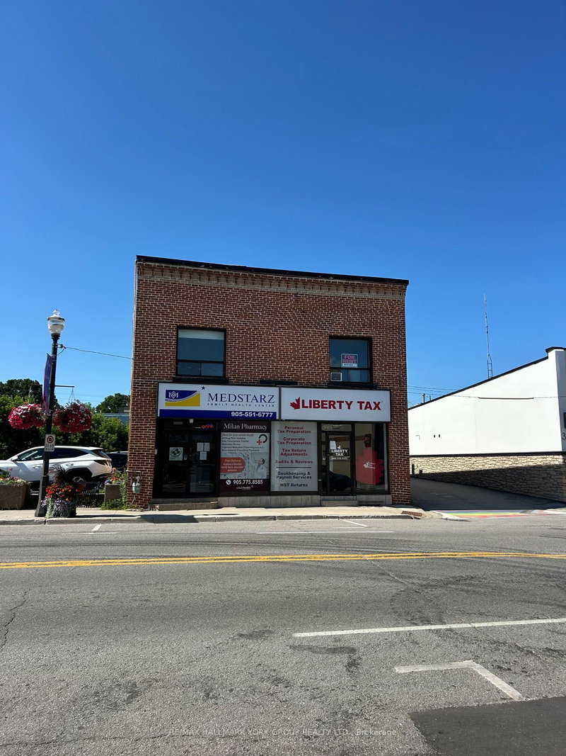 37 Holland Street W