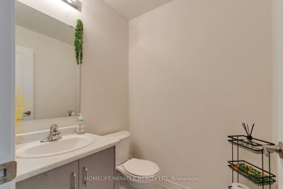 1429 Davis Loop — more photos