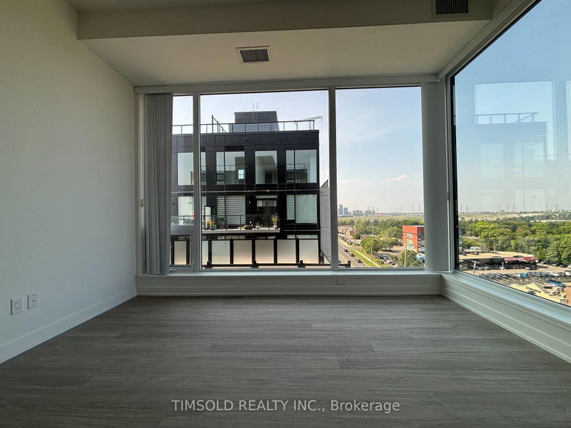 916 - 8188 Yonge Street