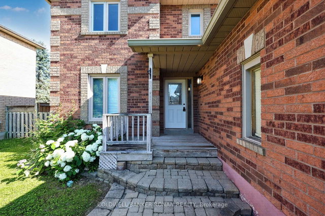 8 McCullough Avenue