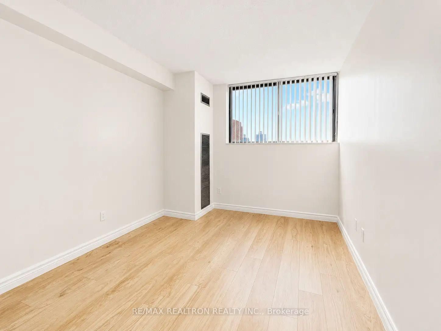 40 S Baif Boulevard • #506 • Richmond Hill, ON photo 27