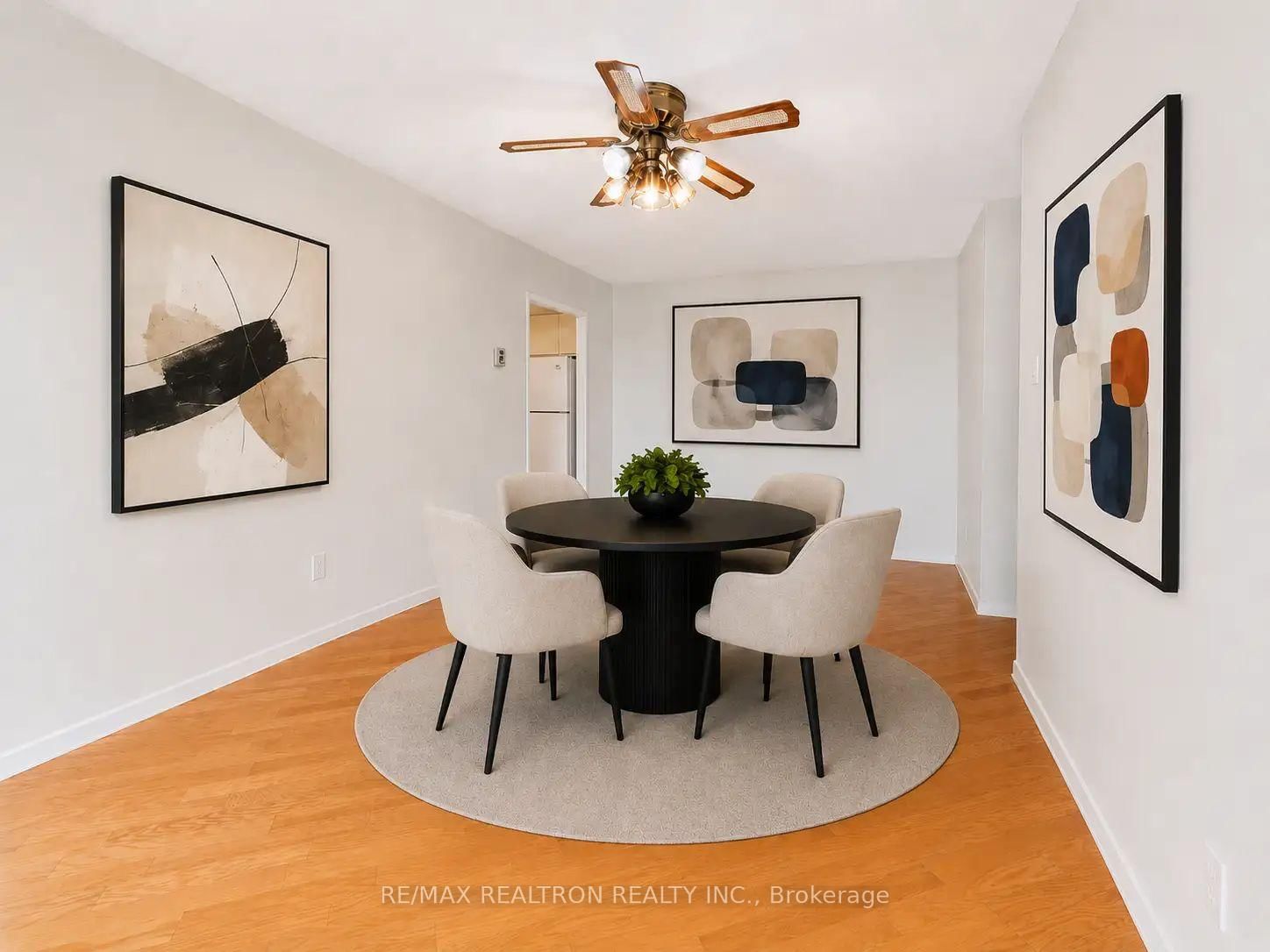 40 S Baif Boulevard • #506 • Richmond Hill, ON photo 8