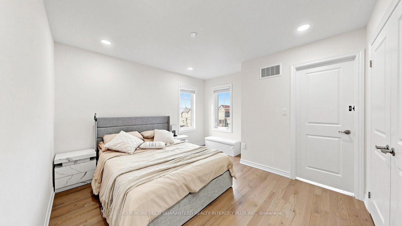 2183 Lozenby Street • Innisfil, ON photo 18