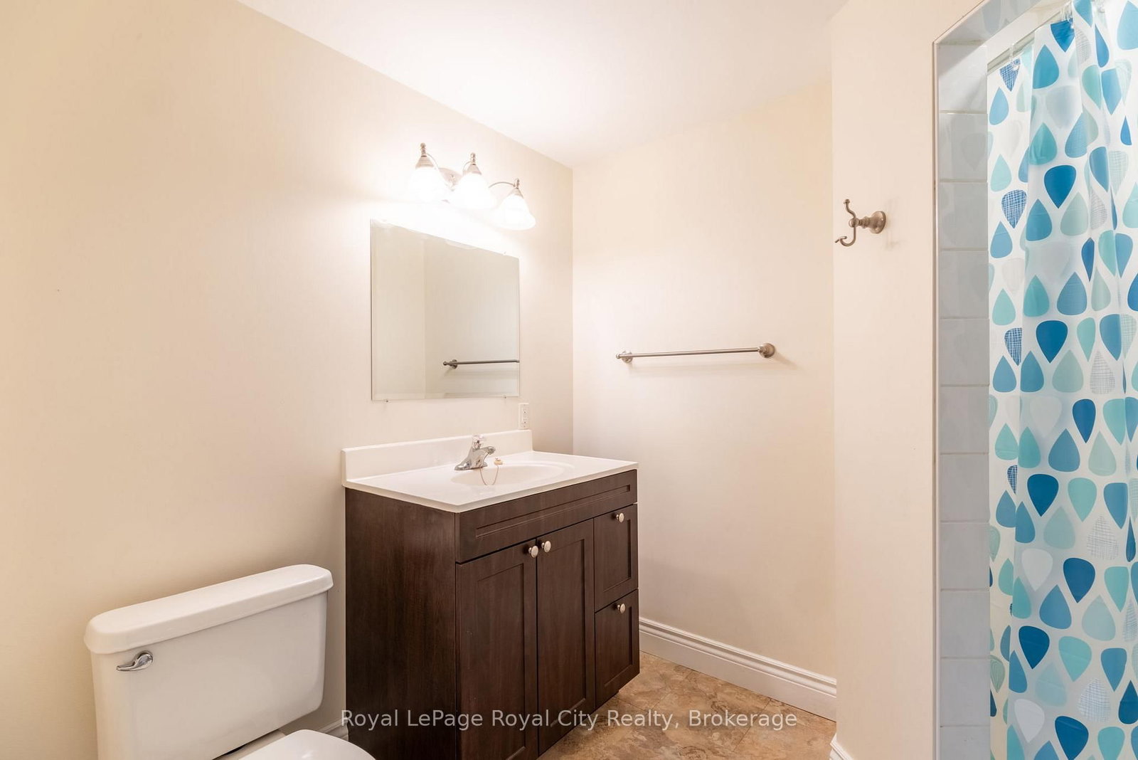 8276 County Road 27 Road • Essa, ON photo 27