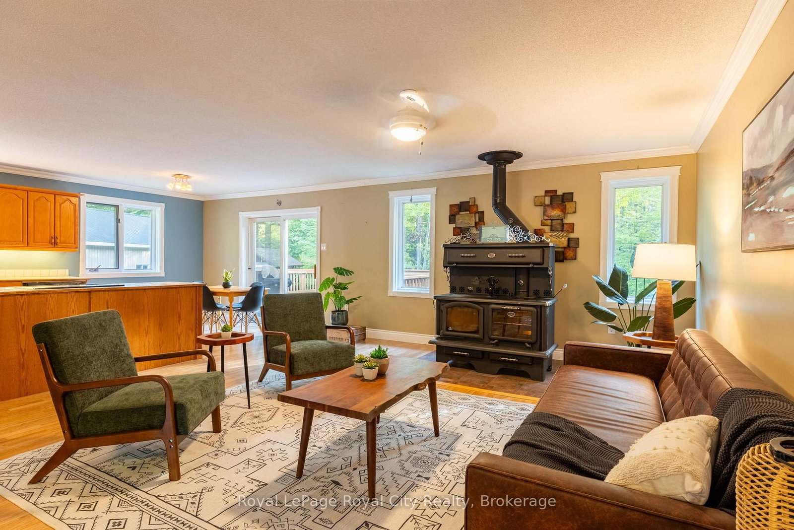 8276 County Road 27 Road • Essa, ON photo 6